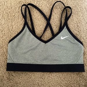 NIKE SPORTS BRA
